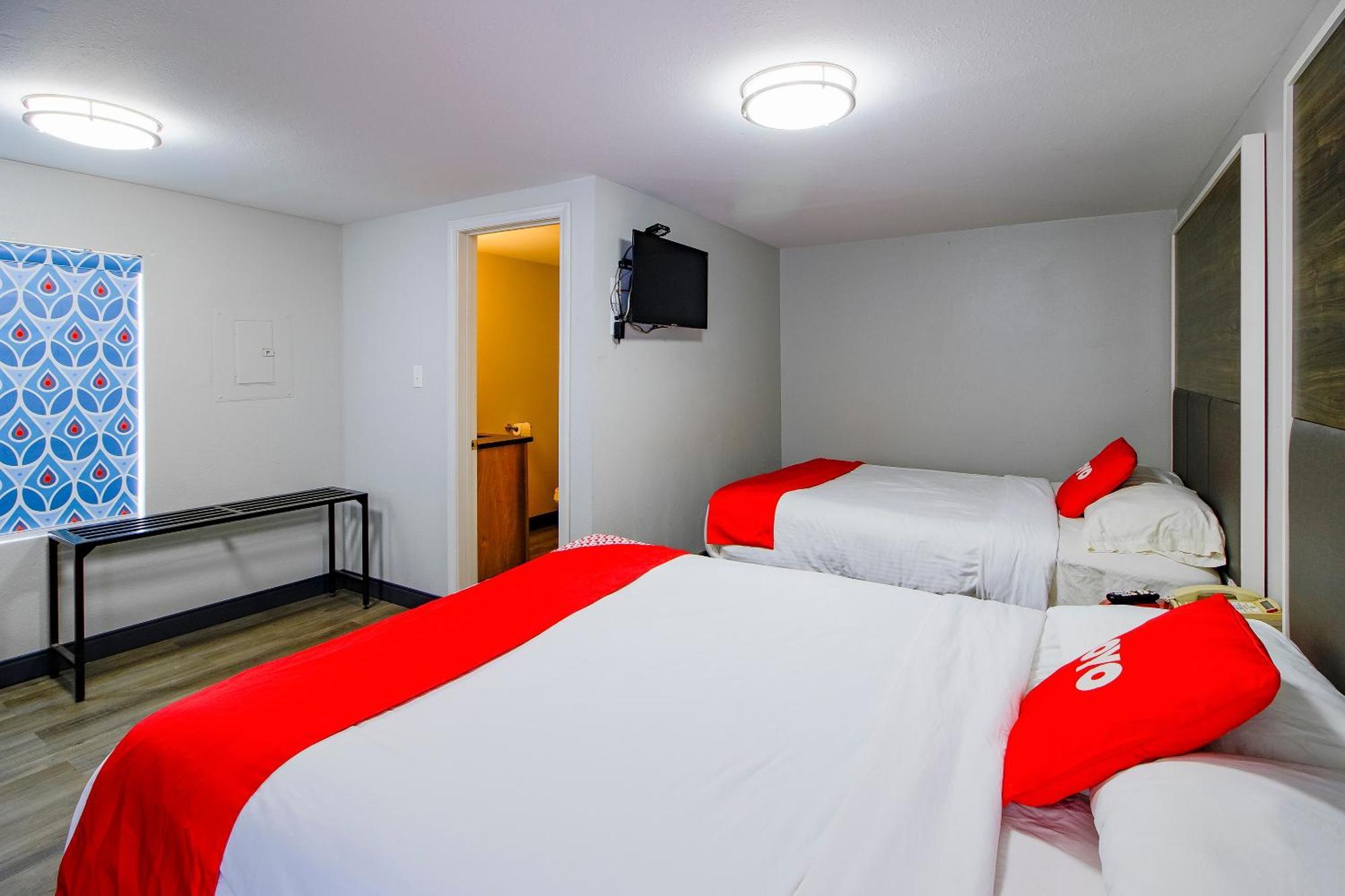 Oyo Hotel Sulphur La Hwy 90 West Екстериор снимка